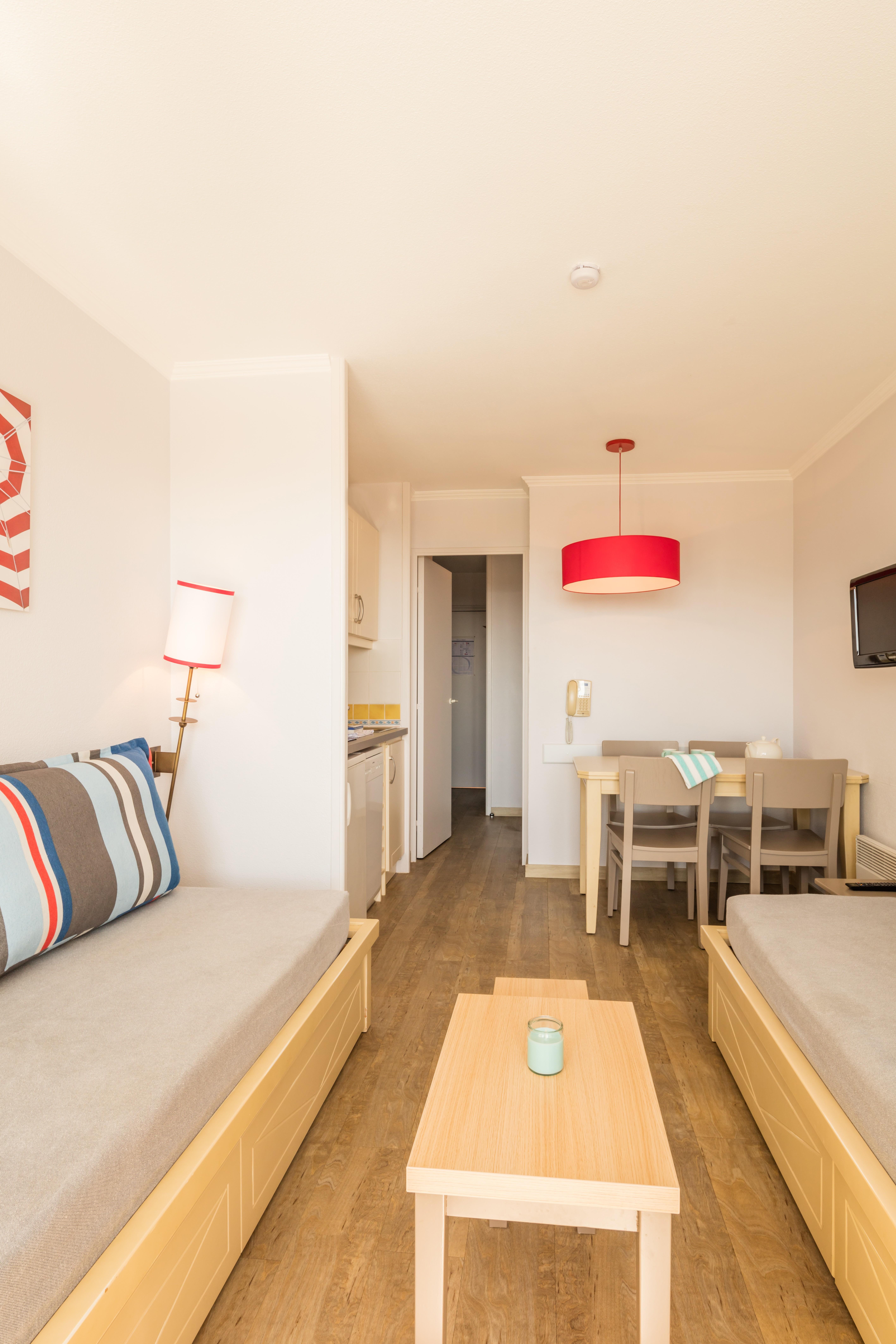 Apart-hotel Pierre & L'ange Gardien 3*
