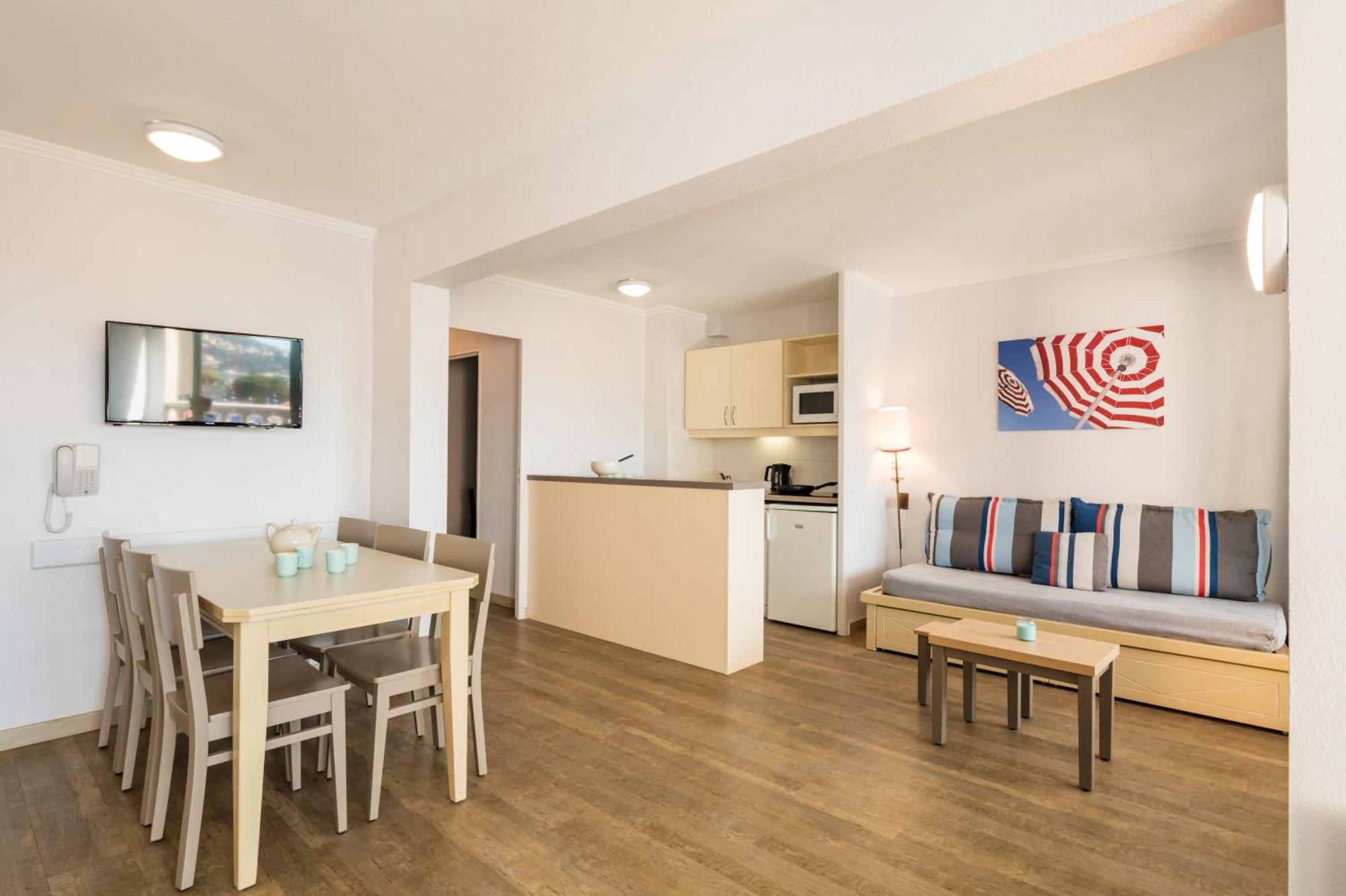 Pierre & L'ange Gardien Apart-hotel 3*
