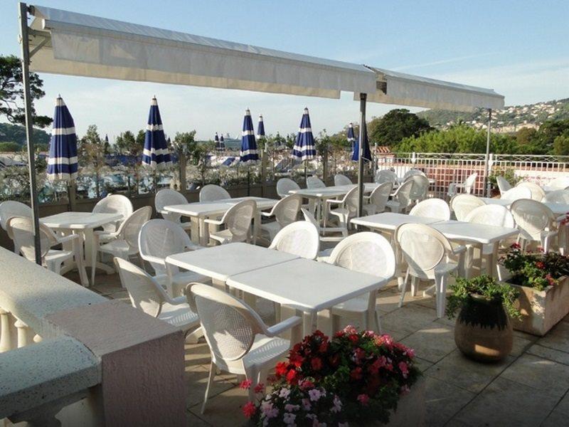 Apart-hotel Pierre & L'ange Gardien