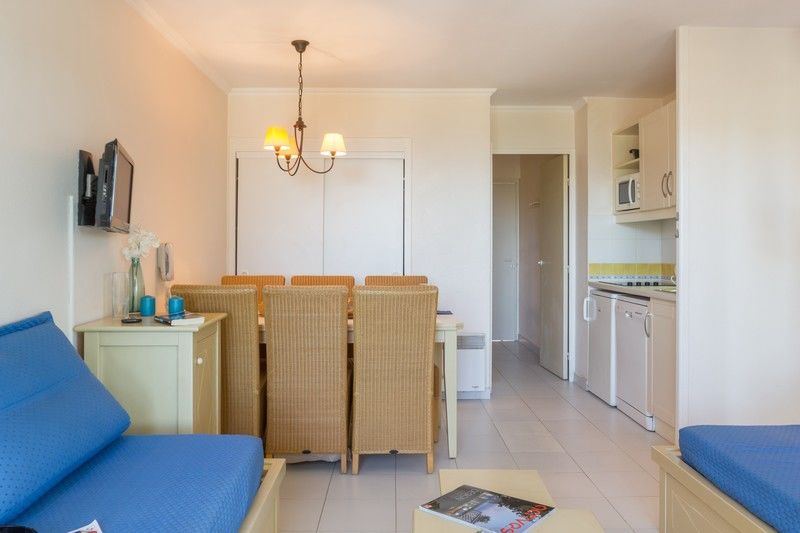 Pierre & L'ange Gardien Aparthotel