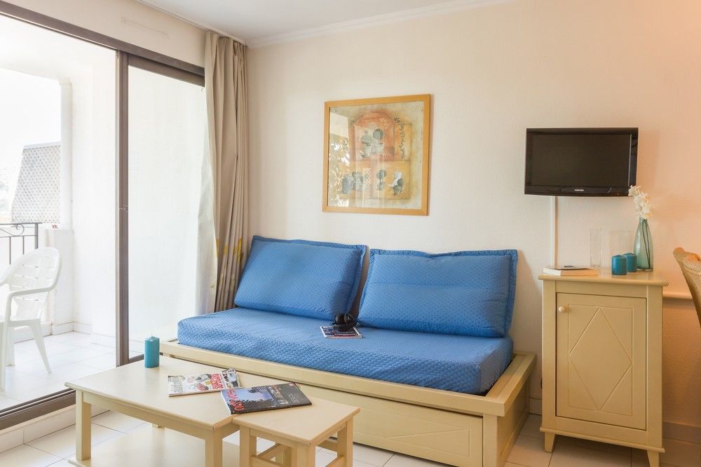 Pierre & L'ange Gardien Apart-hotel 3*